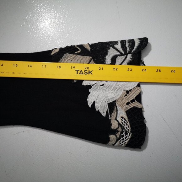 Alfani Ladies Size Medium Black with White & Tan Embroidery Lone Sleeve Sweater - Picture 9 of 10